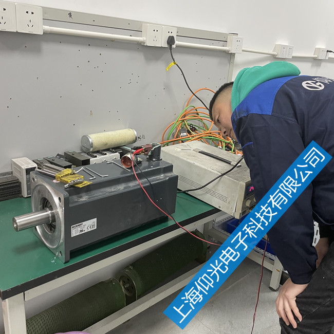 注塑機(jī)倍福伺服電機(jī)維修 AM8572-0R21-1001通訊故障